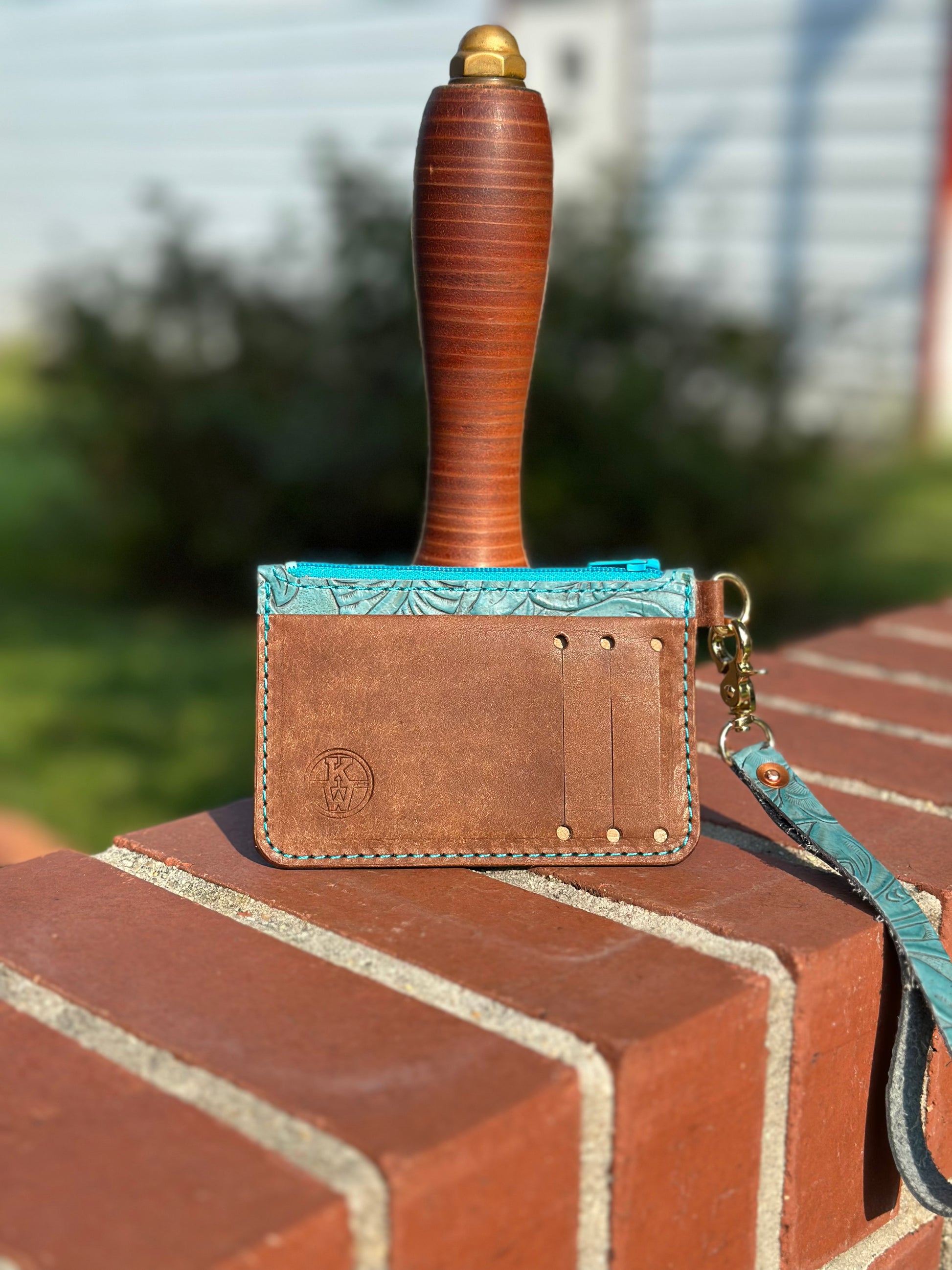 Women’s Wristlet Wallet
